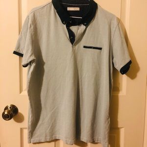 Nice men’s dress shirt, worn once!